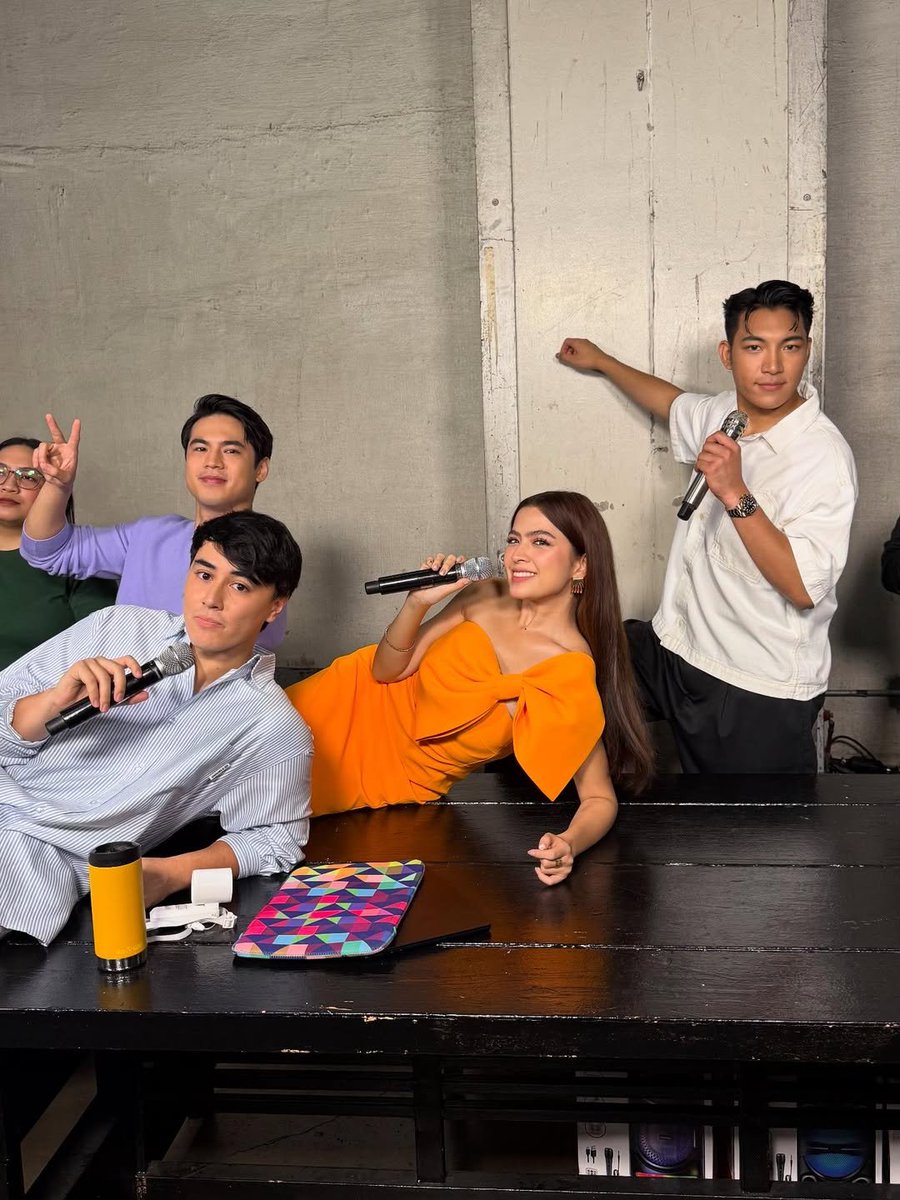 ABSCBNNews's tweet photo. Alexa's month of July wrap-up 📅
 
Kapamilya host-actress Alexa Ilacad ended the month of July by looking back at some of the moments she spent on set with colleagues and some off-cam snaps with her loved ones.
 
(📷: Alexa/Instagram) https://t.co/YyeTK7mkuE
