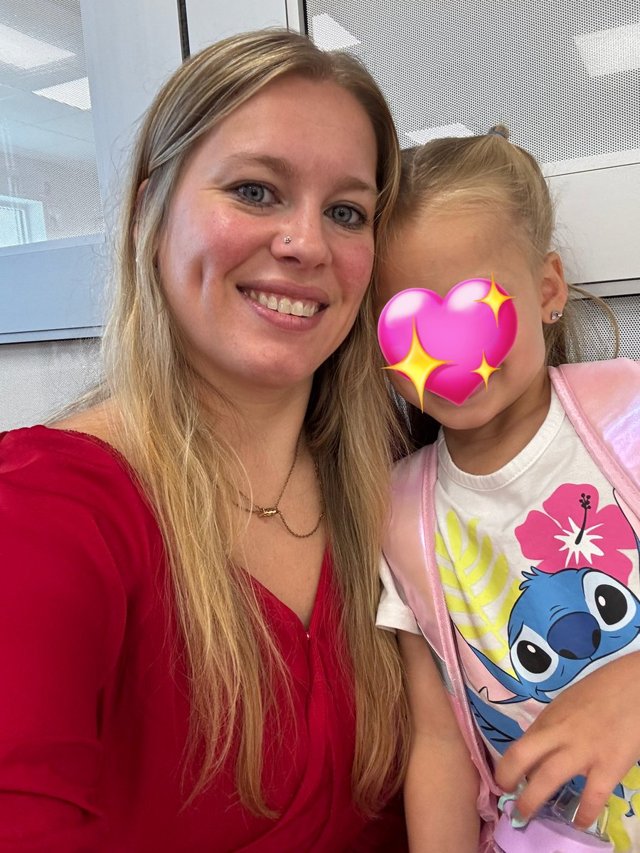 Karie ❤️ tweet media