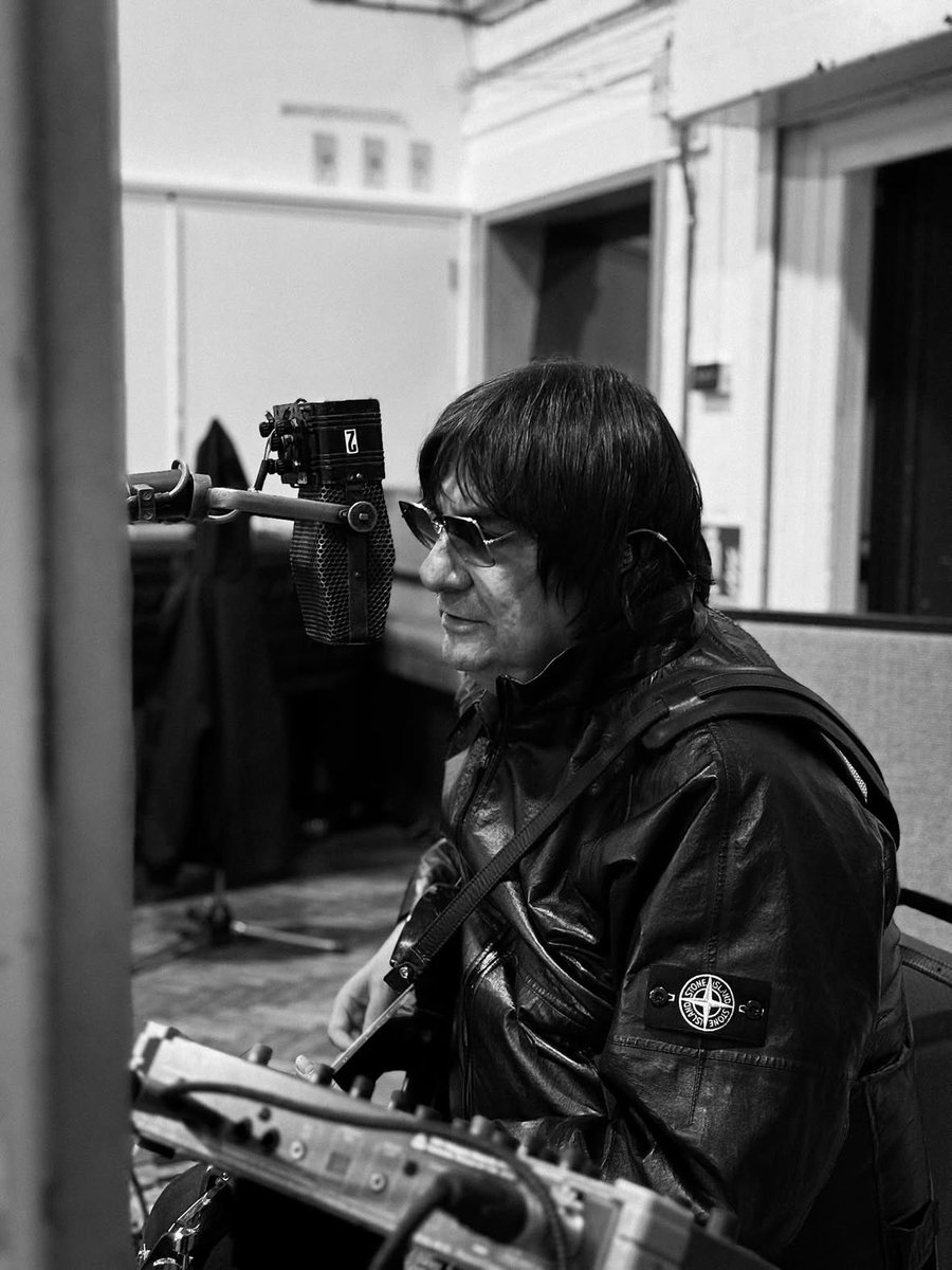 Los Tres tweet media