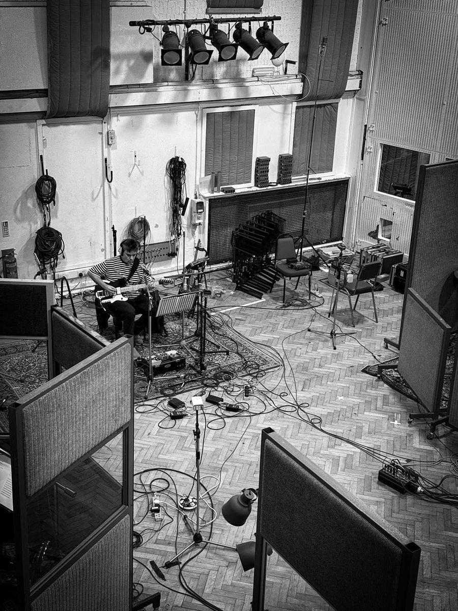 Los Tres tweet media