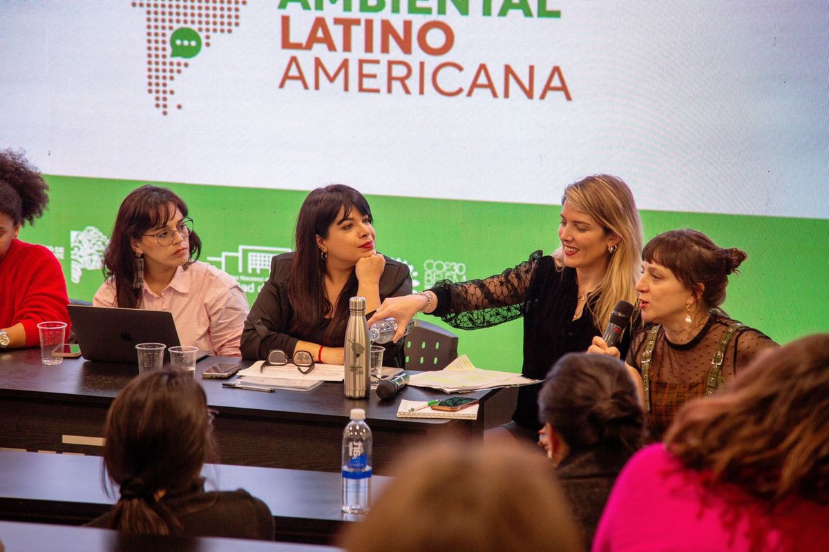 Eugenia Duré (@eugeniaduretdf) on Twitter photo POR UN AMBIENTALISMO POPULAR, POR UN FEMINISMO, POR NUESTRA SOBERANÍA ARGENTINA COMO POLÍTICAS DE ESTADO Y POR CRISTINA LIBRE.
Enorme orgullo haber sido parte del panel Ambientalismo y Feminismo camino a la COP 30 junto a Danielle Santana, @pazbertero, <a href="/MoniMacha/">Mónica Macha</a>
, POR UN AMBIENTALISMO POPULAR, POR UN FEMINISMO, POR NUESTRA SOBERANÍA ARGENTINA COMO POLÍTICAS DE ESTADO Y POR CRISTINA LIBRE.
Enorme orgullo haber sido parte del panel Ambientalismo y Feminismo camino a la COP 30 junto a Danielle Santana, @pazbertero, <a href="/MoniMacha/">Mónica Macha</a>
,