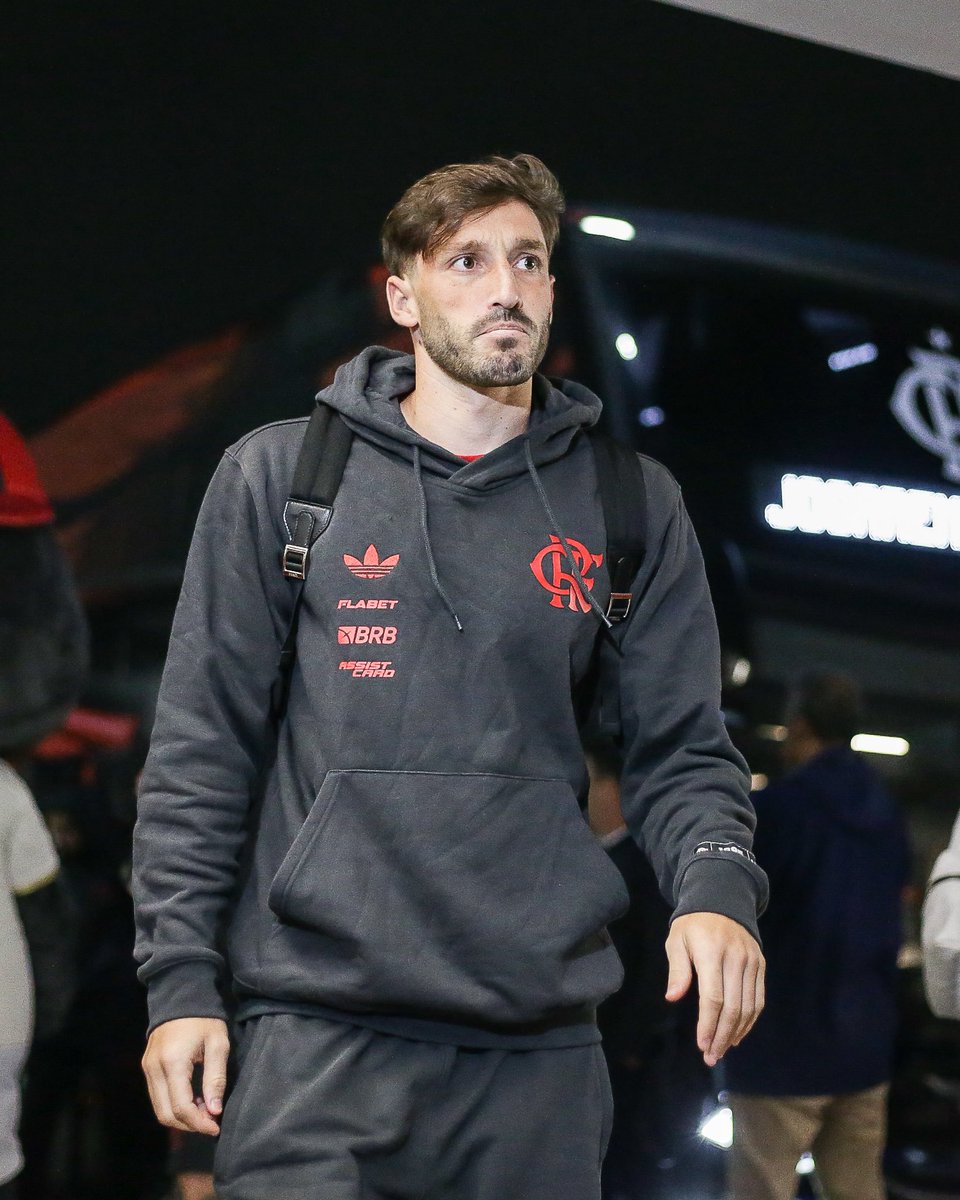 Viña na chegada ao Maracanã.