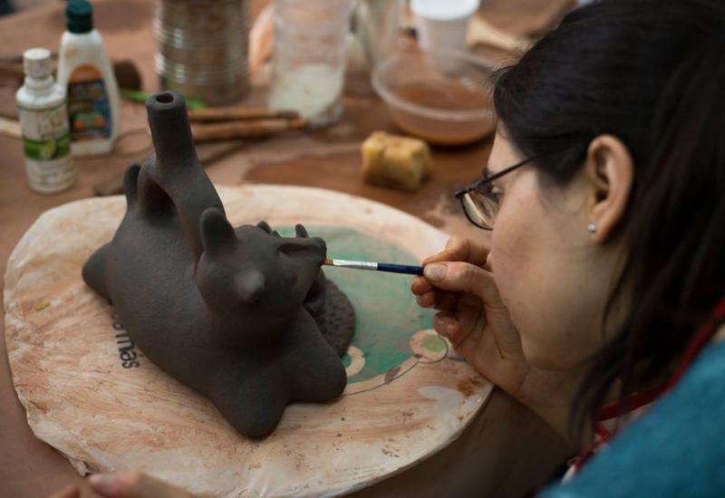 ZNVISION's tweet photo. .@SanIsidroGob ofrece más de 200 cursos y talleres culturales para jóvenes https://t.co/8psYYyjawu a través de @ZNVISION @CarolitaR https://t.co/cCBOsPQ1Fr