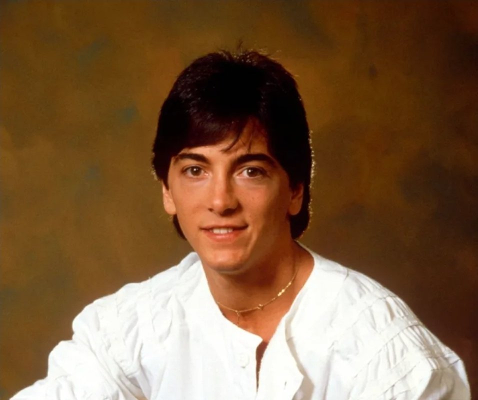 I can't believe Trump's going to pardon Ghislaine Maxwell