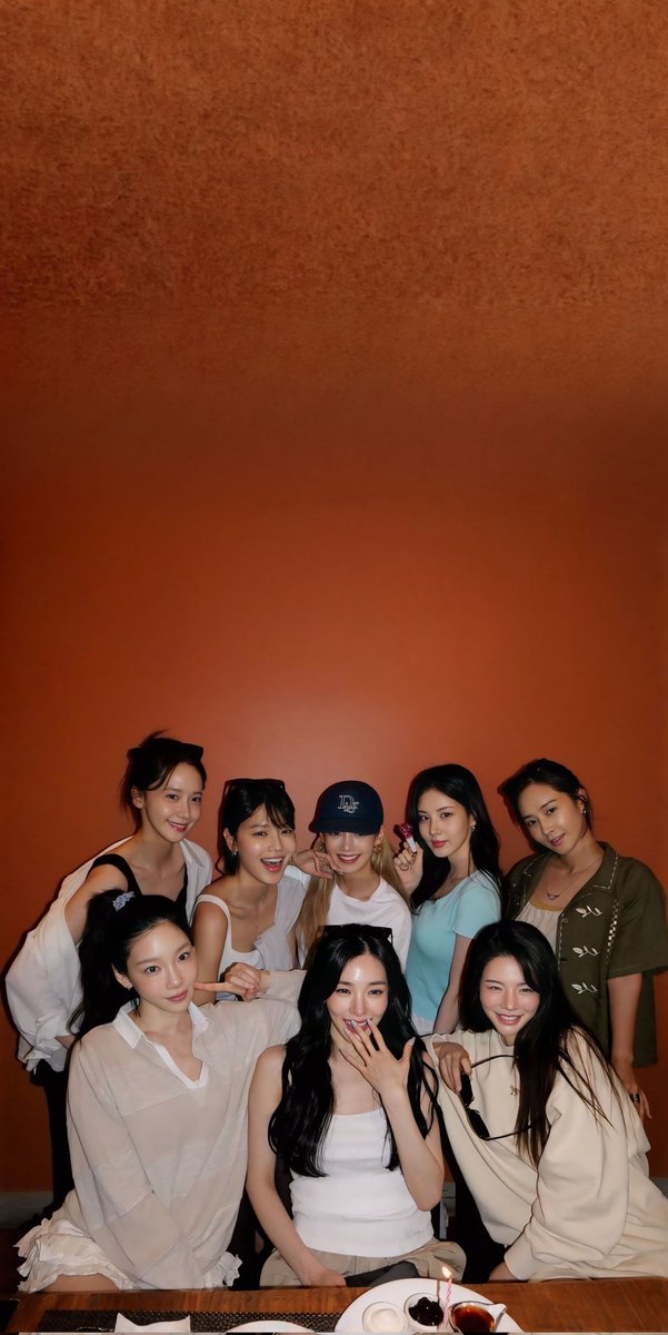 SNSDsupoortAL's tweet photo. #SNSD wallpaper - lockscreens📱

•extended wallpaper

• for Tiffany Birthday #HereForTiffanyDay

#GirlsGeneration  #SNSD #Yuri #Hyoyeon #Sunny #Taeyeon #Tiffany #Sooyoung #Seohyun #Yoona @GirlsGeneration https://t.co/3o1pD7Jc5v