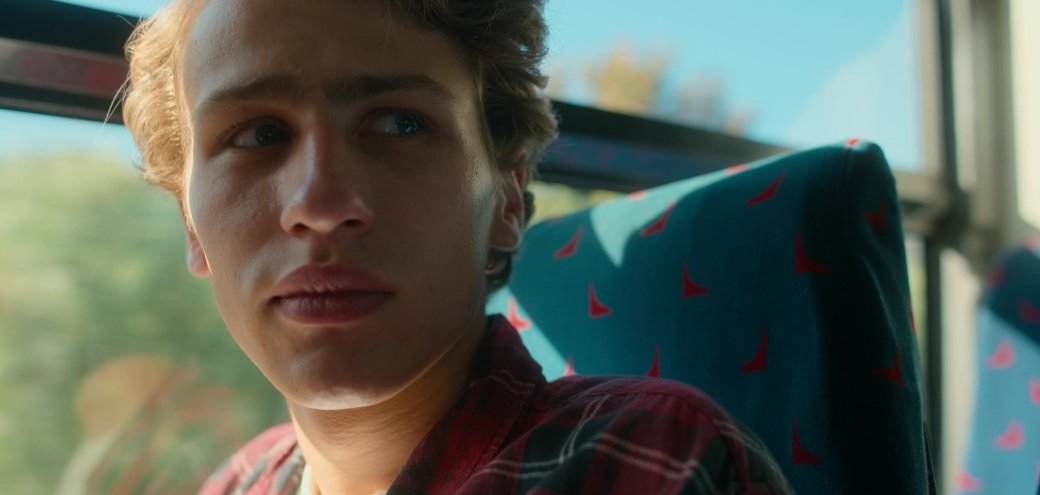 chiara living in a period drama 🧸🌸🌷 tweet media