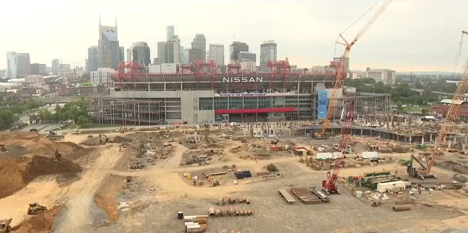BREAKING 🚨 Racist graffiti was found at the Nissan Stadium construction site. The Tennessee Builders Alliance has launched an investigation. This comes a week after a noose was found on-site earlier this month. bit.ly/3UGZLLW