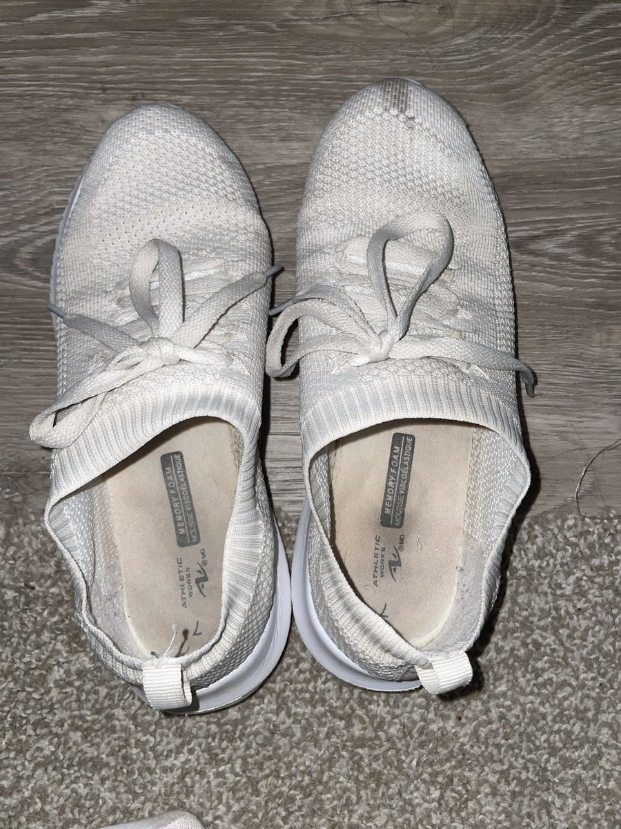 Who wants to buy my stinky sweaty shoes? 💨👟👣 #shoeplay