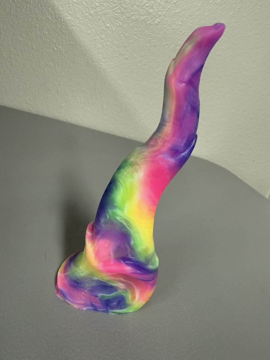 Got a super cool batch in the works!

This is gonna be the color for all the shafts, I can’t wait to pull them!

Tomorrow I’ll be shipping out existing orders and planning the next batch.

These going forward will all be for convention prep for Denfur and Megaplex!

Since it’s