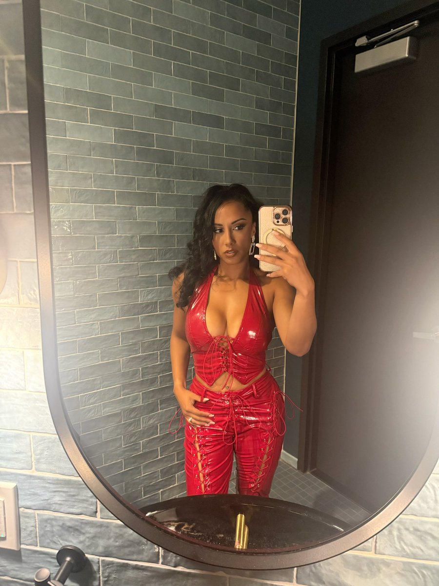 #AEWCOLLISION is on NOW and you better be watching! 

<a href="/AEW/">All Elite Wrestling</a> <a href="/AEWonTV/">AEW on TV</a>