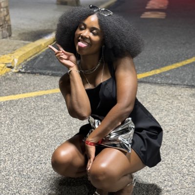 QuMarie 🖤 tweet media