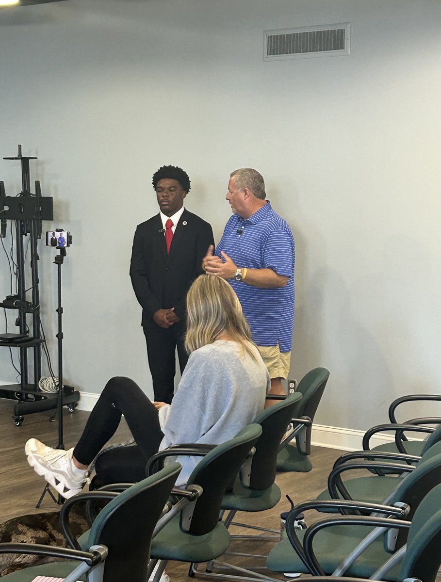 A couple of shots from media day yesterday📸

Proud of our guys for representing the Opelika standard well! In case you missed it live, check out the attached link to get all caught up⬇️

wotm.tv/media-day/?for…

#OwnIt