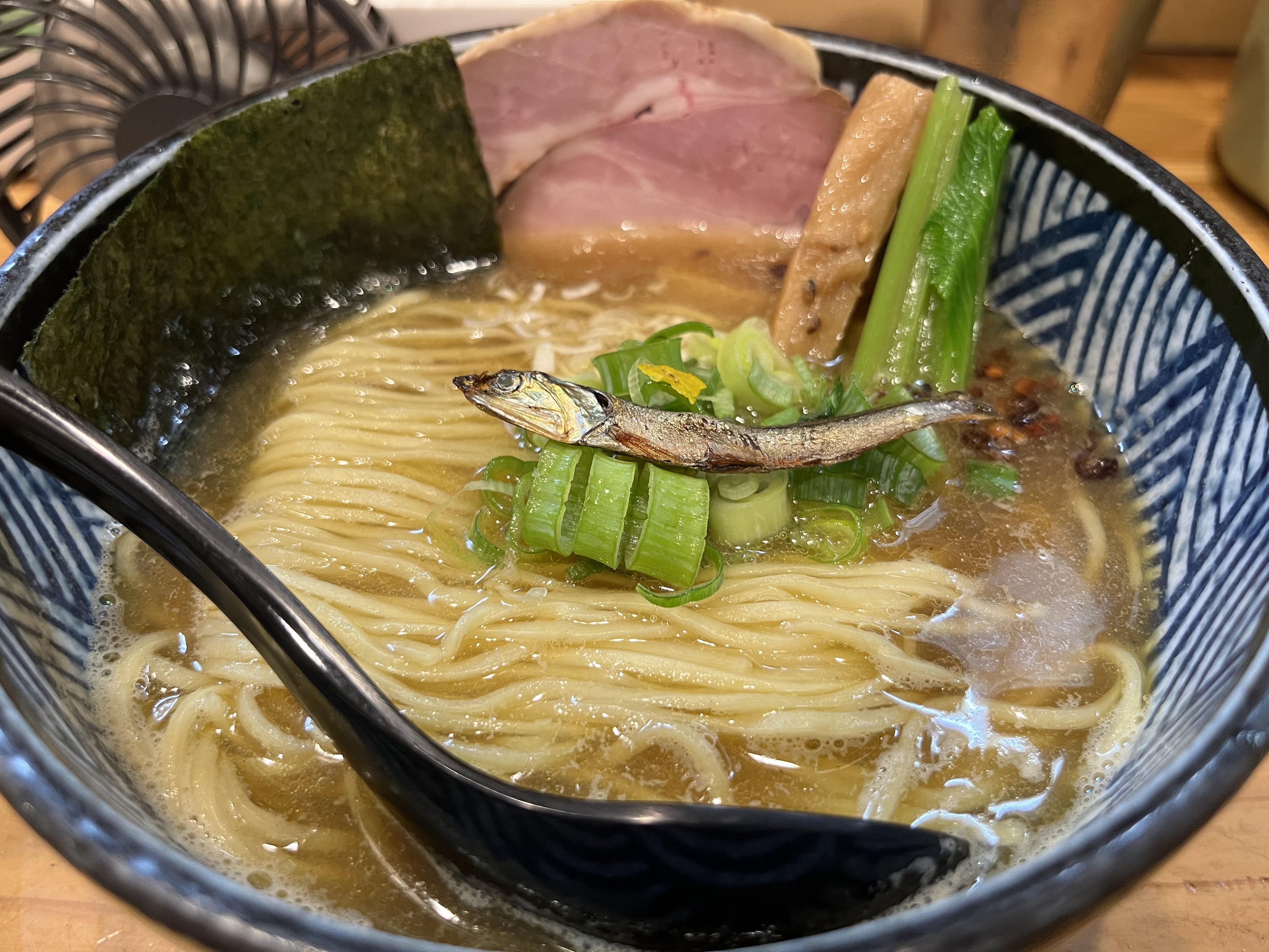 「田原系ラーメン」 Extremely delicious] The seafood ramen with raw seaweed