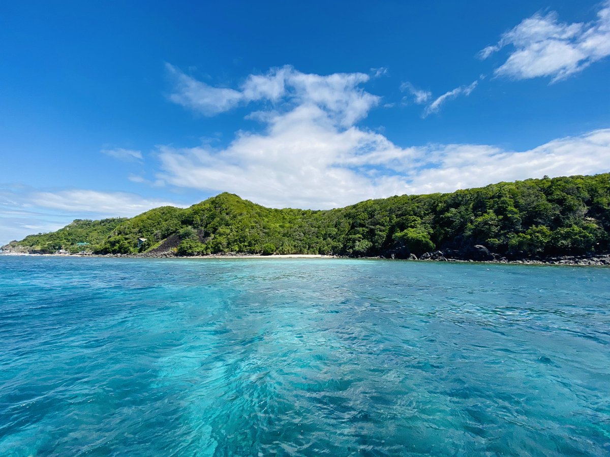 今日からセブ島ツアー🇵🇭

初めて訪れたのは2013年の留学時。当時は中々にカオスな街でした。タクシーに勝手にスラムに連れて行かれたり。

前回は5年前（写真）。はちゃめちゃ感はなくなったように思いました。grabタクシーなどもありますし！

さて、今回はどんな変化が感じられるか、楽しみです✈️