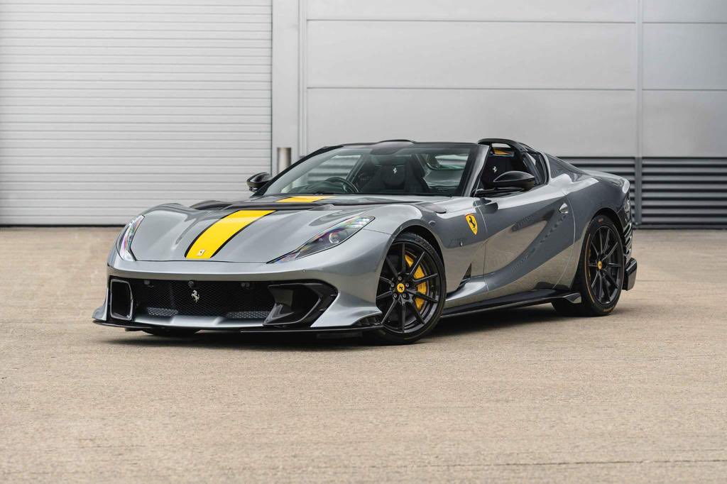 mikladco's tweet photo. FOR SALE | 2023 FERRARI 812 COMPETIZIONE

6.5 V12 Roadster F1 DCT Euro 6 (s/s) 2dr

111 Miles • (23 reg) • Automatic • Petrol

1/599 | 1,475,000

Grigio Competizione with Giallo/Nero Livery

Extensive Carbon Options

Fresh Service Plan | Warranty

FMI: mikladnco@icloud.com https://t.co/nkqS8R6tZ2