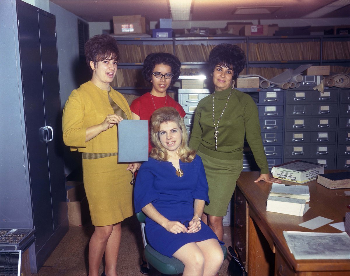 EPPOLICE's tweet photo. THROWBACK THURSDAY: A look back at the quiet strength behind the badge: our Records Division. Preserving the past, one page at a time. ๐ฐ๏ธ๐
#TBT #ElPasoPD #EPPD https://t.co/ljJdXr3qMv