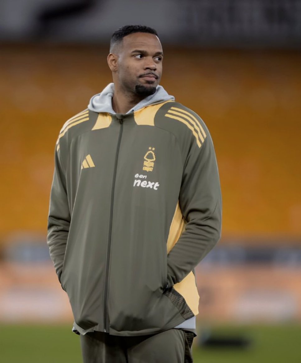 CuriosidadesPRL's tweet image. O goleiro Carlos Miguel foi orientado pelo  Nottingham Forest a procurar um novo clube. 

(@Telegraph)