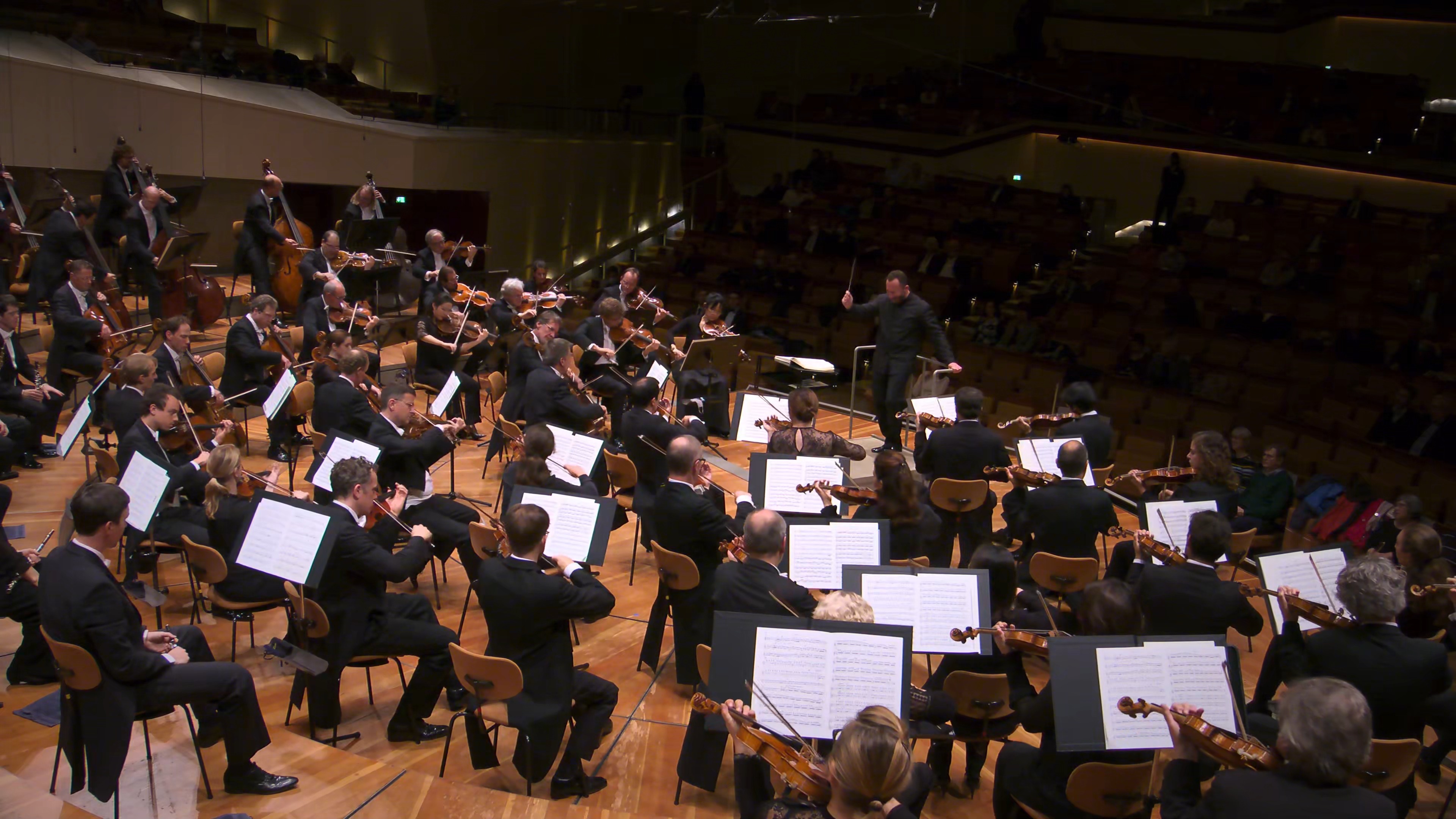 ペトレンコ/ベルリン・フィル ショスタコーヴィチ交響曲第8〜10番 Kirill Petrenko conducts Shostakovich's Symphonies 8–10
