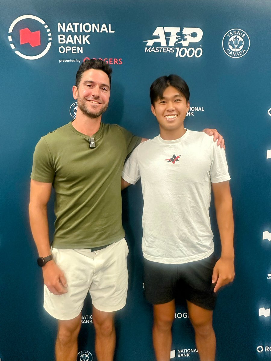 Ben Lewis (@benlewismpc) on Twitter photo Had a great time chatting with 19-year old American Learner Tien, following his victory over 🇺🇸 Reilly Opelka today!
A couple tidbits on the lefty:
Favourite 🍨 flavour - cookies n’ cream
Favourite 🎾 shot - BH down the line
Stay tuned for the full interview on <a href="/MatchPointCAN/">Match Point Canada</a> Had a great time chatting with 19-year old American Learner Tien, following his victory over 🇺🇸 Reilly Opelka today!
A couple tidbits on the lefty:
Favourite 🍨 flavour - cookies n’ cream
Favourite 🎾 shot - BH down the line
Stay tuned for the full interview on <a href="/MatchPointCAN/">Match Point Canada</a>