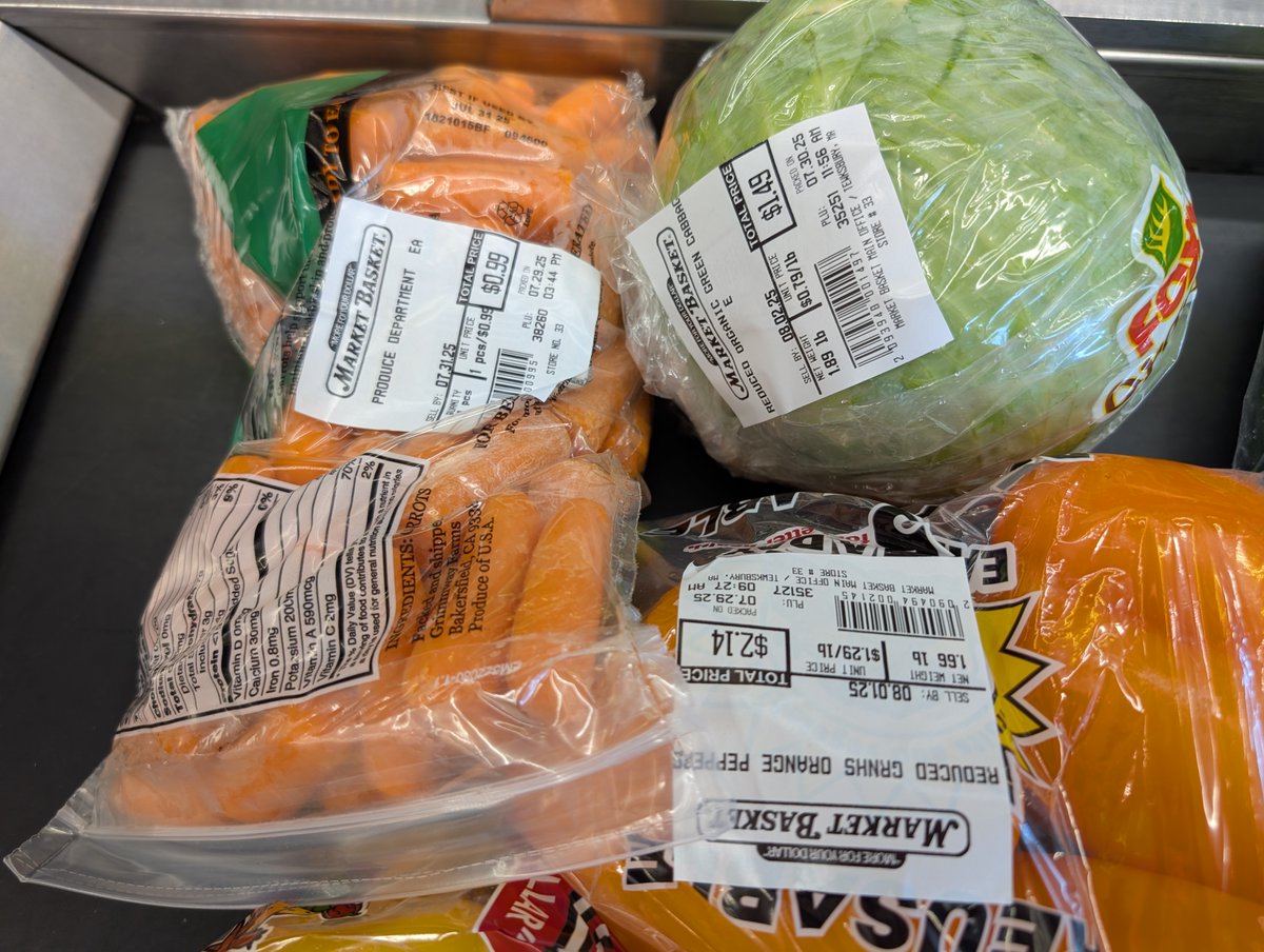 One of the benefits of living near a Market basket is the discounted produce.  Who is paying normal price for peppers in 2025?  Not me.