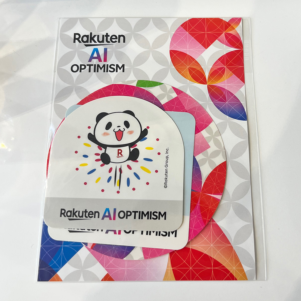 fivebearjp's tweet image. おはようございます。
Rakuten AI Optimismに
楽天市場出店店舗として参加してきました！
場所は、パシフィコ横浜。

大好きな「お買いものパンダ」の巨大ガチャを回して、小皿をゲット✨
また楽天市場を頑張るぞ！
とやる気もチャージできました🐼💪
#RakutenAIOptimism #お買いものパンダ #楽天市場…