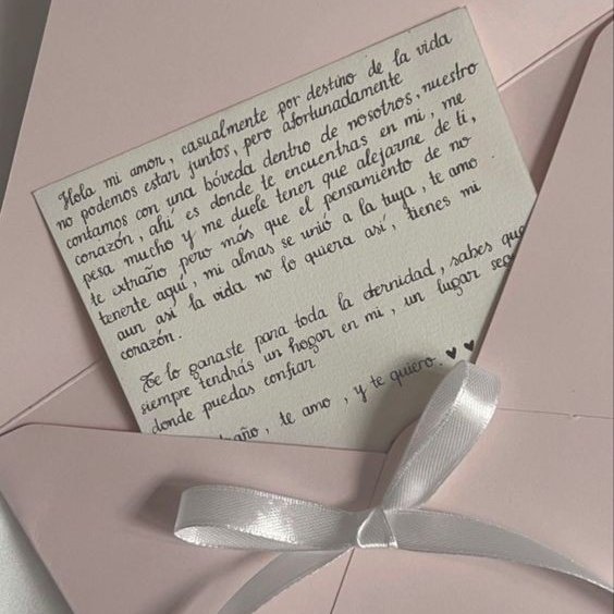 findcamie's tweet photo. 🧵 interações entre o ENHYPEN e fãs que me faz questionar quem é mais MALUCO (e algumas fofinhas tbm) - a thread 🌈💫 https://t.co/QcbLb9J5Je