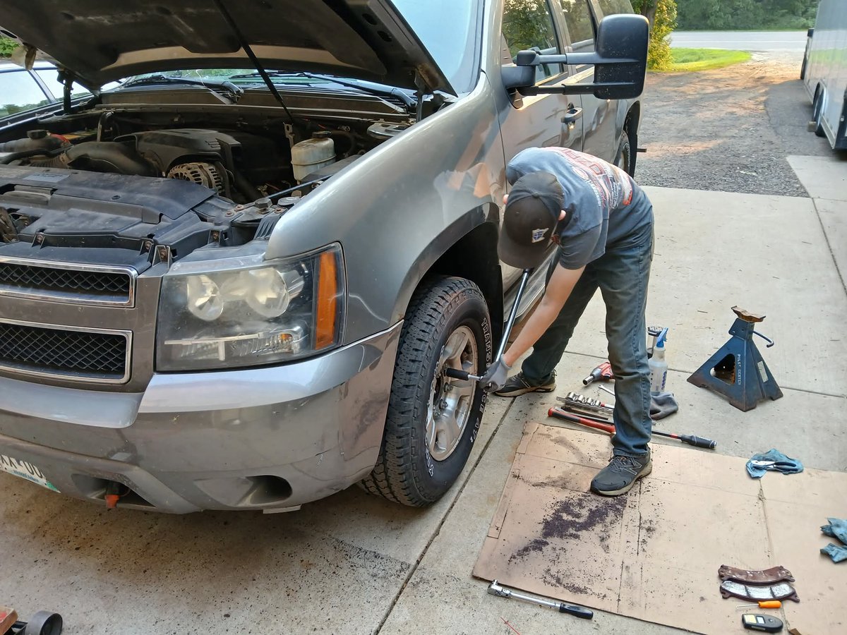 7K Racing (@7kracingteam) on Twitter photo 1/2 way to <a href="/KRASpeedway/">KRA Speedway</a> we stopped for fuel and to look things over after the tow rig was acting funny. Teddy noticed more brake dust on one wheel, and the temp gun measured much hotter than the rest. We limped it home and confirmed the caliper was hanging up. A tough decision 1/2 way to <a href="/KRASpeedway/">KRA Speedway</a> we stopped for fuel and to look things over after the tow rig was acting funny. Teddy noticed more brake dust on one wheel, and the temp gun measured much hotter than the rest. We limped it home and confirmed the caliper was hanging up. A tough decision