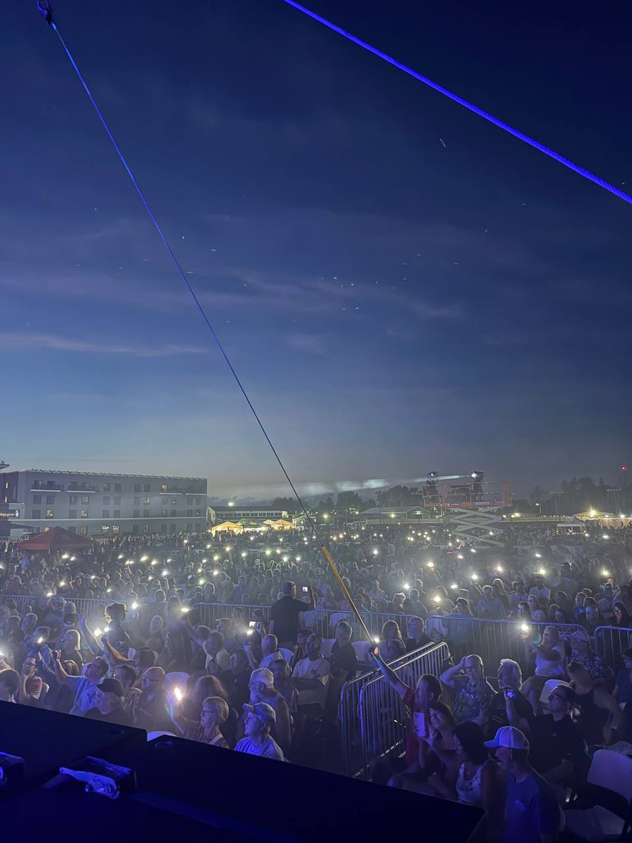 littleriverband's tweet image. That’s a wrap on July! 🎶 Thanks to everyone who joined us in Batavia, NY, Hampton Beach, NH, and Waterville, ME — what a way to close out the month! Next stop: Shipshewana, IN this weekend!

#LittleRiverBand #OnTour #LiveMusic #HappyAnniversaryTour