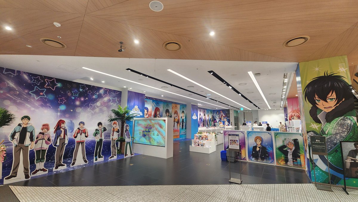 ✨️キンツア(略)✨️ ポップアップストア & コラボカフェオープン