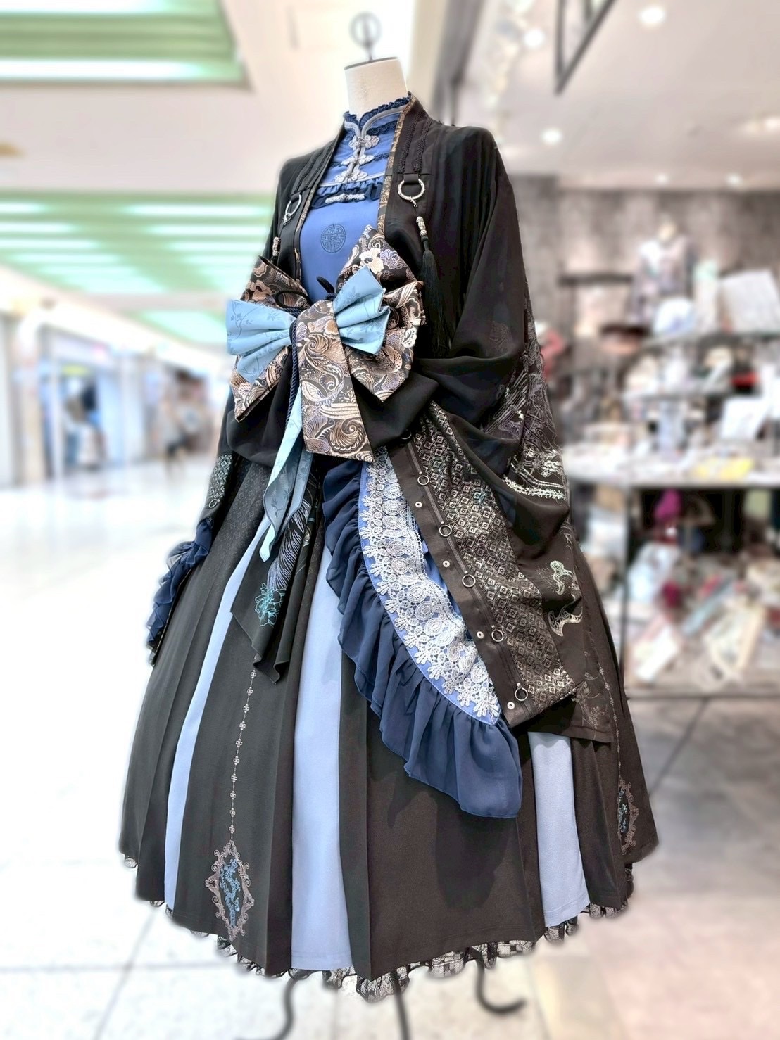 新品 オッズオン ozz oneste 琉球浪漫 2枚セットスカート OZZ ONESTE秋の新作♡琉球テイストを取り入れた和中華ゴシック