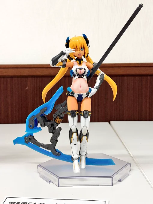 #にぃな詠唱中 にぃなちゃんがもっと美プラに興味持って、塗装や改造にも興味出てくれたらいいなぁと思い自分の癖丸出しな子達を貼ってみたり
