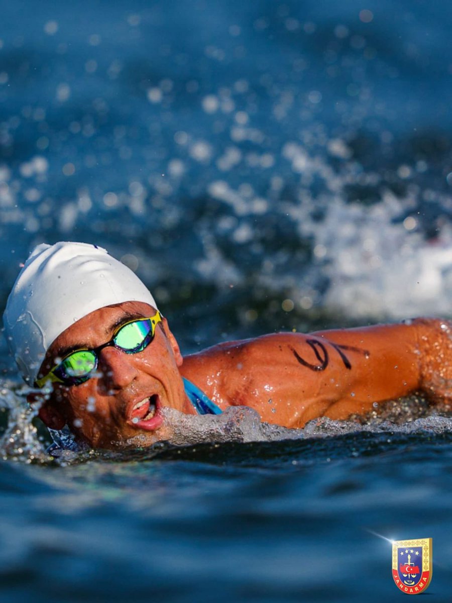 Singapur’da düzenlenen World Aquatics Açık Su Dünya Şampiyonasına katılan Jandarma Gücü Yüzme Takımı sporcularından⤵️

🏊‍♂️J.Ütğm. Emre ÖZTÜRK, 3 km açık deniz branşında erkeklerde 30-34 yaş grubunda 4’üncü,

🏊‍♀️J.Tğm. Seher İpek TUNÇKOL, 3 km açık deniz branşında 25-29 yaş grubunda