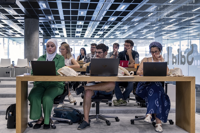 Cursos de Verano UCM (@cursosveranoucm) on Twitter photo #Noticia | Innovación, IA e IoT en los #CursosVeranoUCM. El catedrático Baltasar Fernández Manjón (<a href="/BaltaFM/">Baltasar Fernandez-Manjon</a>), director de la Cátedra Telefónica Complutense de educación digital y juegos serios, lideró una jornada inspiradora sobre inteligencia artificial, Internet de las cosas y #Noticia | Innovación, IA e IoT en los #CursosVeranoUCM. El catedrático Baltasar Fernández Manjón (<a href="/BaltaFM/">Baltasar Fernandez-Manjon</a>), director de la Cátedra Telefónica Complutense de educación digital y juegos serios, lideró una jornada inspiradora sobre inteligencia artificial, Internet de las cosas y