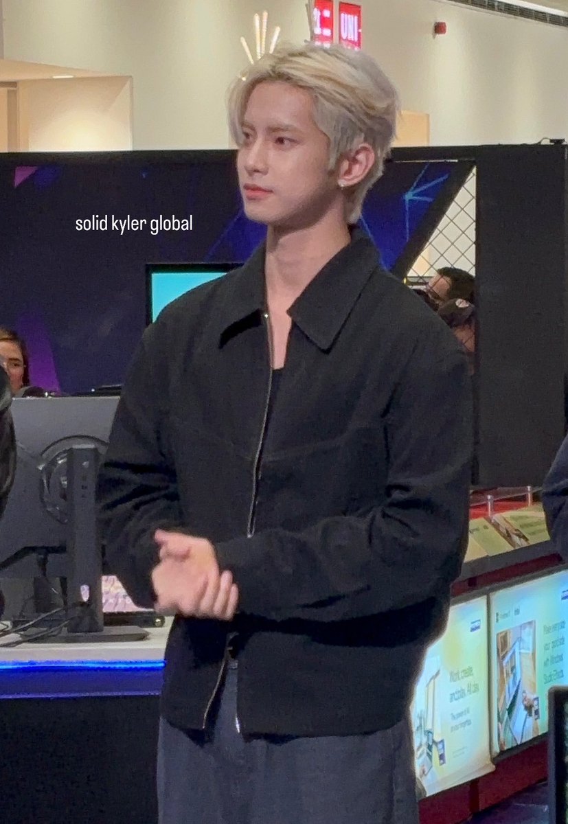 [🌟] 

HORI7ON KYLER ready to set the game at MLBB SHOWMATCH Today 🔥

HORI7ON KYLER MLBB SHOWMATCH

#KylerTechFair25
#TechFairAtSM 
#HORI7ON #호라이즌
<a href="/HORI7ONofficial/">HORI7ONofficial</a> 
<a href="/smsupermalls/">SM Supermalls</a>