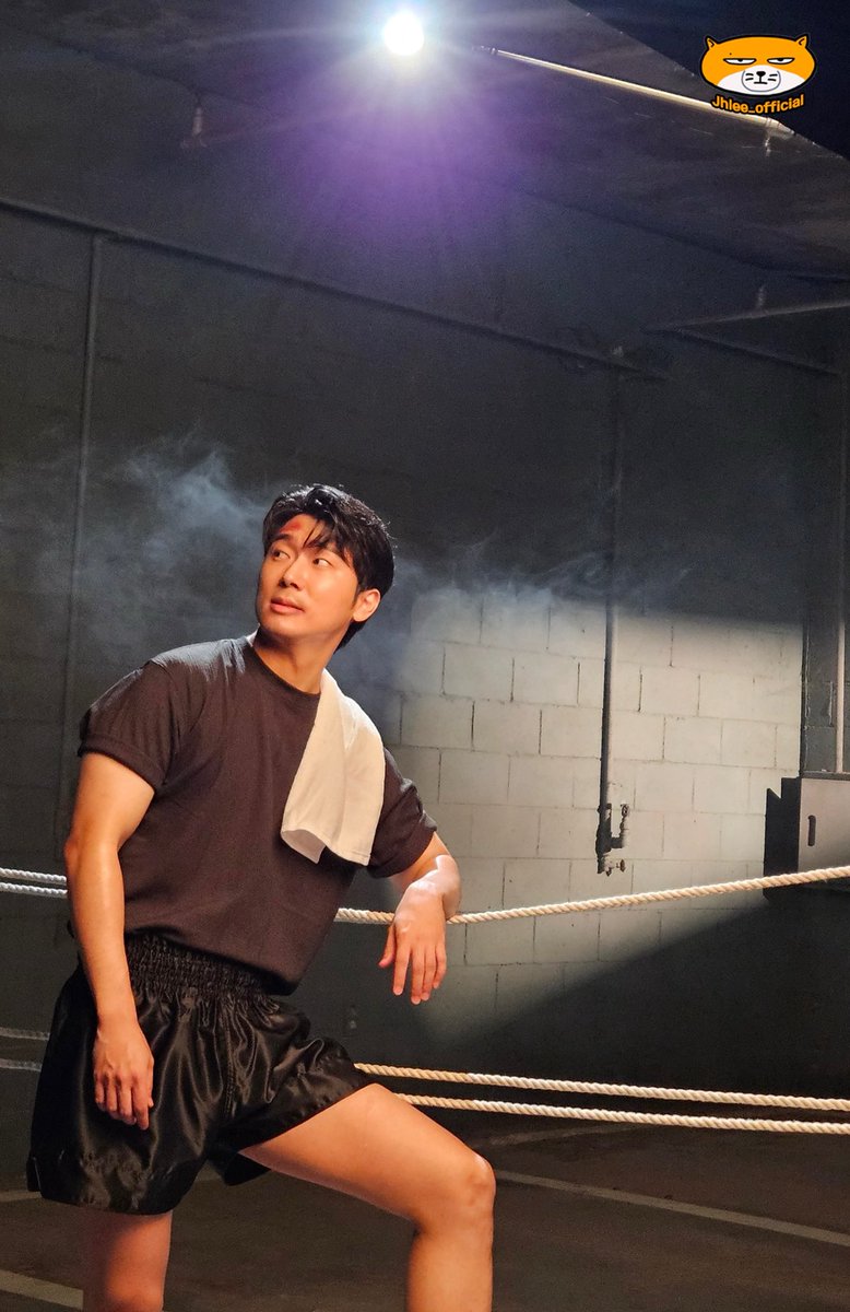 프로필 현장에서 날아온 진혁 요한의 사진! 📸

뮤지컬 조선의복서와 진혁 요한은 25년 9월 9일 부터 대학로 자유극장에서 만나실 수 있습니다! 극장에서 만나요! 👋🏻

#이진혁 #조선의복서