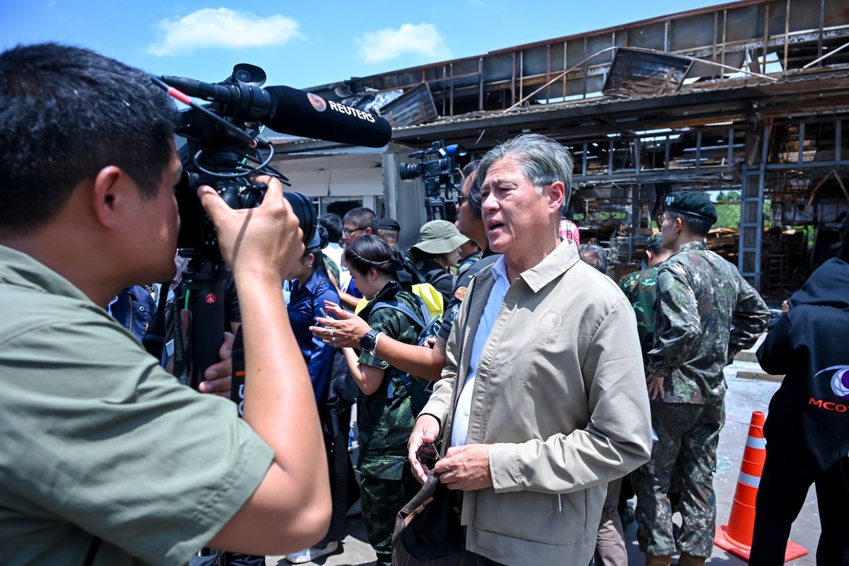 MFAThai's tweet photo. [3] VFM Russ @RussJalichandra jointly led members of the Diplomatic Corps, Defence Attachés, and foreign media to visit areas near the Thai-Cambodian border affected by indiscriminate attacks on civilians by the Cambodian side. The visit began at a gas station in Kantharalak District, Si Sa Ket, where a convenience store was struck on 24 July 2025, killing 8 civilians and injuring 15 others, including a mother and her 8-year-old child, a tragic loss of innocent lives (1 Aug 2025).