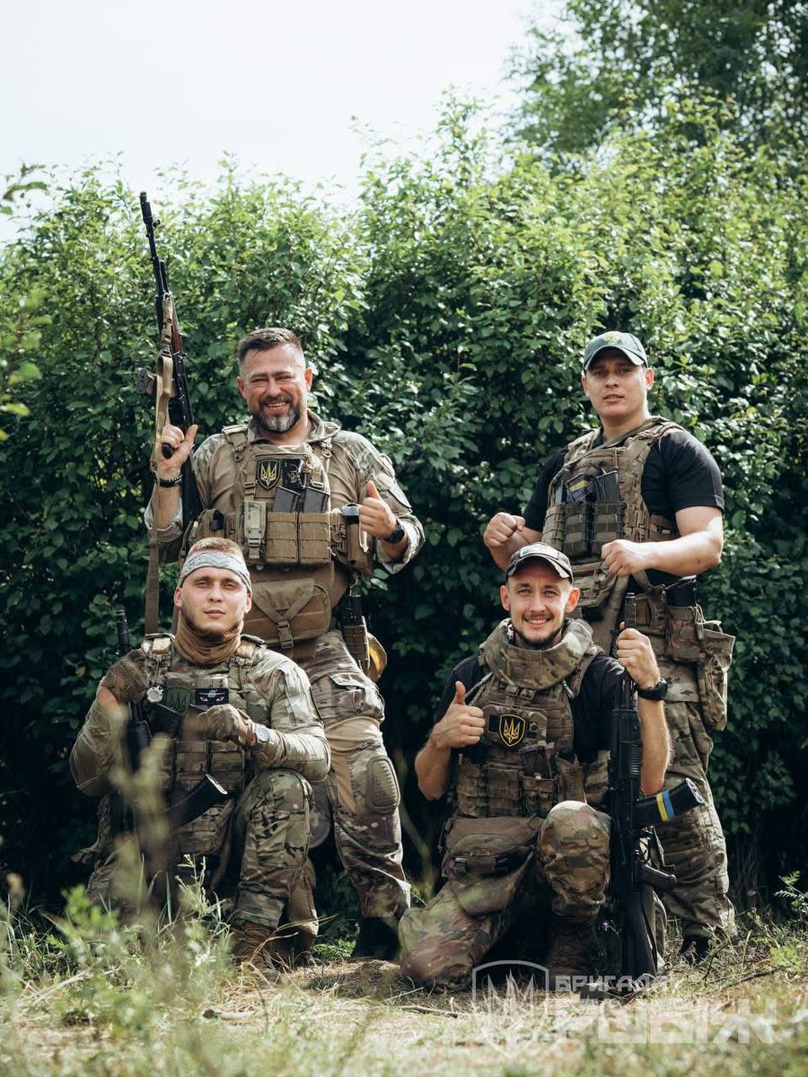 Good morning from Ukraine!
🇺🇦✊

📷: Rubizh Brigade