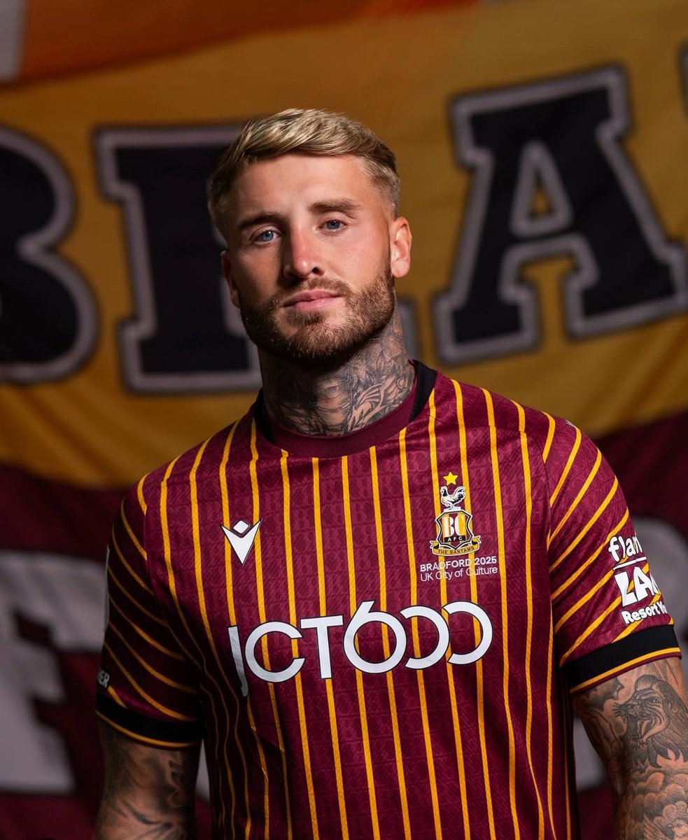 AureLens tweet media