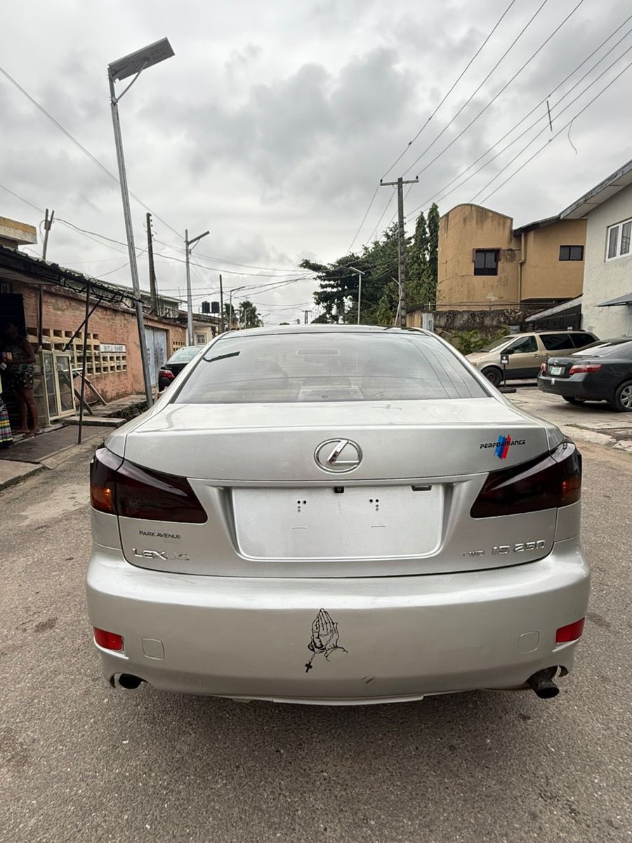 Lexus IS250 2008 🆙️ 2023 
Registered 
Price: 8.8m
Clean title
Buy and drive