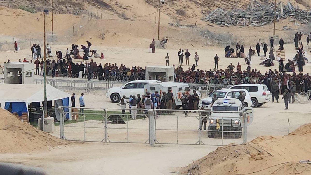 Ramy Abdu| رامي عبده (@ramabdu) on Twitter photo This morning, <a href="/SEPeaceMissions/">Special Envoy for Peace Missions Steve Witkoff</a> visited a detention camp resembling Nazi camps, in a staged scene where civilians from the Bedouin area—controlled by Abu Shabab’s gangs—were brought in to produce a propaganda display.
The depth to which war criminal Witkoff has sunk is repulsive. This morning, <a href="/SEPeaceMissions/">Special Envoy for Peace Missions Steve Witkoff</a> visited a detention camp resembling Nazi camps, in a staged scene where civilians from the Bedouin area—controlled by Abu Shabab’s gangs—were brought in to produce a propaganda display.
The depth to which war criminal Witkoff has sunk is repulsive.