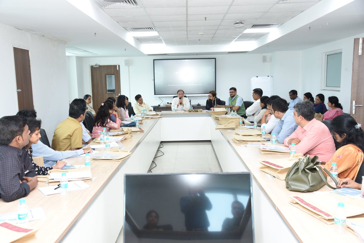 dranu2014's tweet image. Successful Simulation Workshop & Field Testing conducted on 28–29 July. Focused on enhancing readiness for neonatal emergencies through hands-on practice & scenario-based learning @ashokaiims @Pratimaneo08
#SimulationBasedEducation
