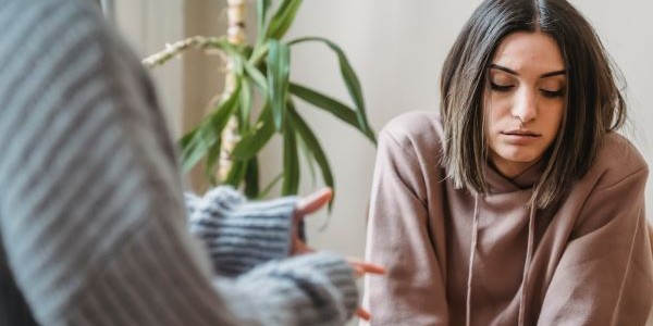 Leer meer over het effectief signaleren en begrenzen van grensoverschrijdend gedrag bij mensen met een LVB in deze praktische training. Voor meer informatie bekijk onze website. #LVB #zorgprofessionals #grensoverschrijdendgedrag

leidscongresbureau.nl/events/trainin…