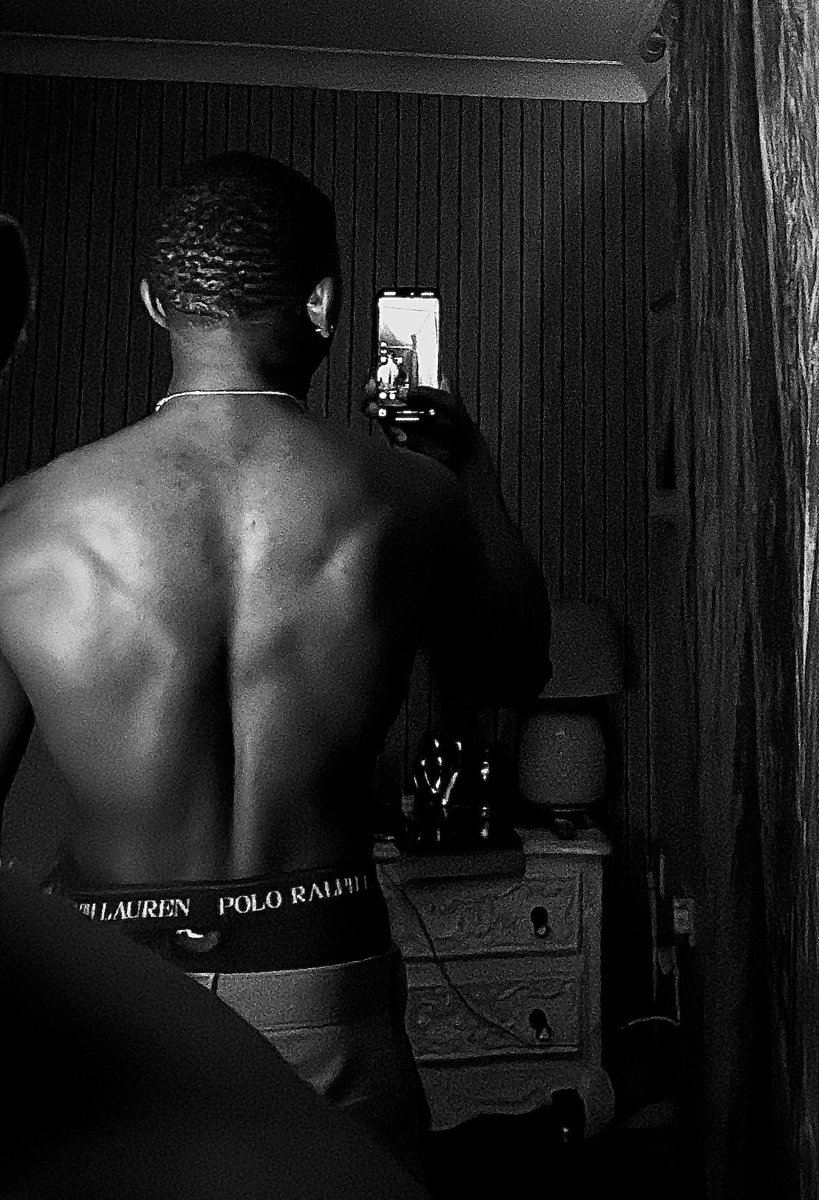 kitake16's tweet image. HEHEHE🦇❤️‍🩹