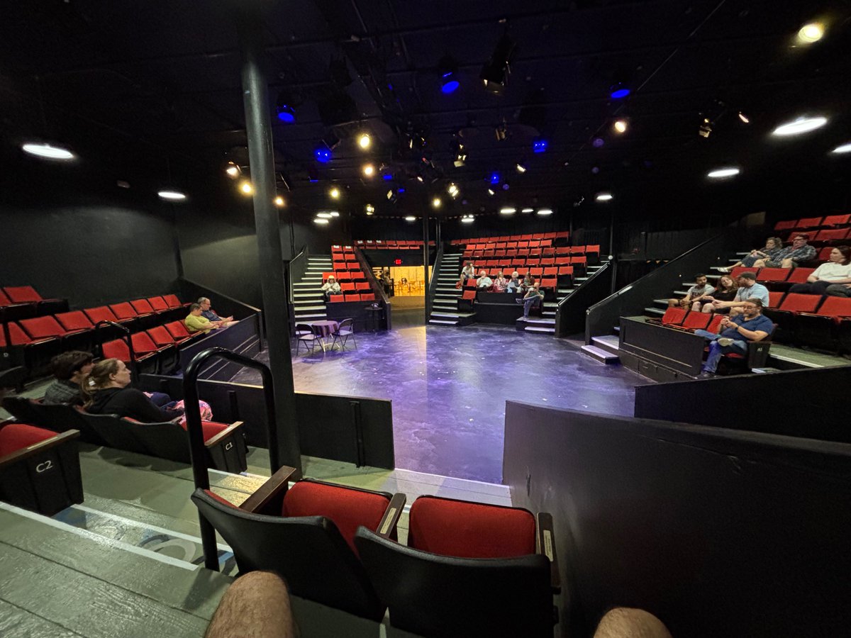 FrederickMelo's tweet image. Not sure what’s about to happen at this table, but I am already moved to tears, laughter and introspection by its mere presence…#mnfringe #TheatreInTheRound #Mpls #OpeningNight 99 shows!