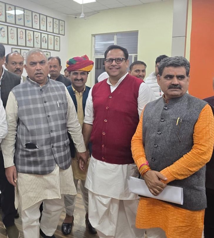 Dr. Abhay Pratap Singh Yadav (@abhayyadav_bjp) on Twitter photo рд╕рд░рд▓-рд╕рд╣рдЬ рд╡ рдХрд░реНрдорда рд╡реНрдпрдХреНрддрд┐рддреНрд╡ рдХреЗ рдзрдиреА, рдХреБрд╢рд▓ рд╕рдВрдЧрдардирдХрд░реНрддрд╛, рднрд╛рд░рддреАрдп рдЬрдирддрд╛ рдкрд╛рд░реНрдЯреА рдХреЗ рд░рд╛рд╖реНрдЯреНрд░реАрдп рд╕рд╣-рд╕рдВрдЧрдарди рдорд╣рд╛рдордВрддреНрд░реА рдЖрджрд░рдгреАрдп рд╢реНрд░реА рд╢рд┐рд╡рдкреНрд░рдХрд╛рд╢ рдЬреА рдХреЛ рдЬрдиреНрдорджрд┐рд╡рд╕ рдХреА рд╣рд╛рд░реНрджрд┐рдХ рдмрдзрд╛рдИ рдПрд╡рдВ рд╢реБрднрдХрд╛рдордирд╛рдПрдВ!
рдкреНрд░рднреБ рд╢реНрд░реА рд░рд╛рдо рд╕реЗ рдЖрдкрдХреЗ рдЙрддреНрддрдо рд╕реНрд╡рд╛рд╕реНрдереНрдп рдПрд╡рдВ рд╕реБрджреАрд░реНрдШ рд╡ рд╕реБрдпрд╢рдкреВрд░реНрдг рдЬреАрд╡рди рдХреА рдХрд╛рдордирд╛ рдХрд░рддрд╛ рд╣реВрдВред
<a href="/shivprakashbjp/">Shivprakash</a> рд╕рд░рд▓-рд╕рд╣рдЬ рд╡ рдХрд░реНрдорда рд╡реНрдпрдХреНрддрд┐рддреНрд╡ рдХреЗ рдзрдиреА, рдХреБрд╢рд▓ рд╕рдВрдЧрдардирдХрд░реНрддрд╛, рднрд╛рд░рддреАрдп рдЬрдирддрд╛ рдкрд╛рд░реНрдЯреА рдХреЗ рд░рд╛рд╖реНрдЯреНрд░реАрдп рд╕рд╣-рд╕рдВрдЧрдарди рдорд╣рд╛рдордВрддреНрд░реА рдЖрджрд░рдгреАрдп рд╢реНрд░реА рд╢рд┐рд╡рдкреНрд░рдХрд╛рд╢ рдЬреА рдХреЛ рдЬрдиреНрдорджрд┐рд╡рд╕ рдХреА рд╣рд╛рд░реНрджрд┐рдХ рдмрдзрд╛рдИ рдПрд╡рдВ рд╢реБрднрдХрд╛рдордирд╛рдПрдВ!
рдкреНрд░рднреБ рд╢реНрд░реА рд░рд╛рдо рд╕реЗ рдЖрдкрдХреЗ рдЙрддреНрддрдо рд╕реНрд╡рд╛рд╕реНрдереНрдп рдПрд╡рдВ рд╕реБрджреАрд░реНрдШ рд╡ рд╕реБрдпрд╢рдкреВрд░реНрдг рдЬреАрд╡рди рдХреА рдХрд╛рдордирд╛ рдХрд░рддрд╛ рд╣реВрдВред
<a href="/shivprakashbjp/">Shivprakash</a>