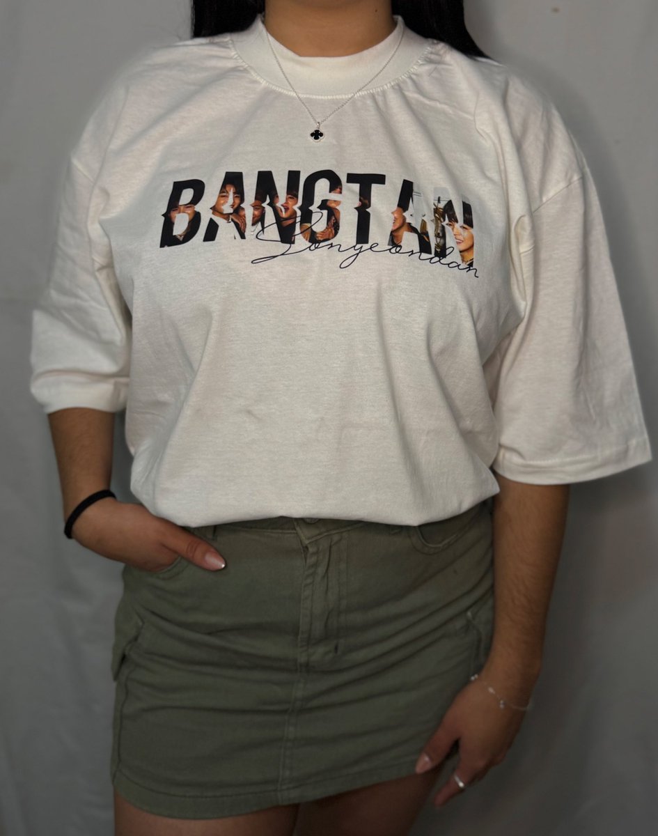 on7you's tweet photo. • Camiseta Bangtan •
Oversized 100% algodão 
Disponível em todos os tamanhos e cores por encomenda ✨ https://t.co/1nSecMzR8e