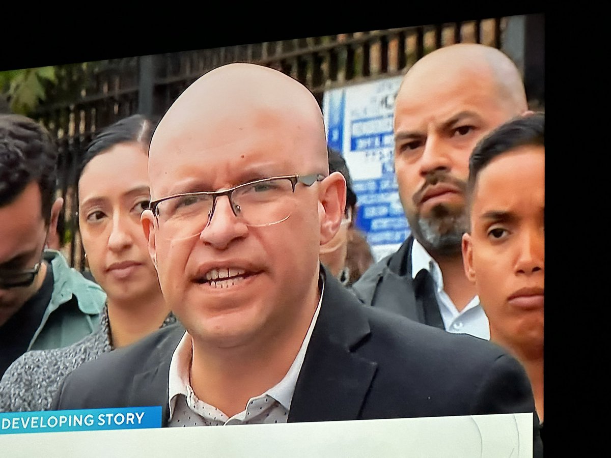 recallthisfall's tweet photo. Thank you Rep.Tarver. "Woefully inadequate " doesn't even begin to describe just how poorly run #BrandonJohnson 's administration is. This is why a mayoral recall mechanism is needed. Take Chicago back from @ChicagosMayor and the #Vasquez19 .
#recallthisfall https://t.co/SmJII7pWMT