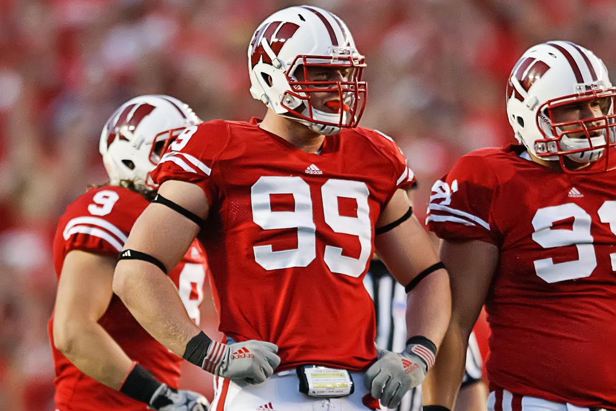 David Hill (@davoohill54) on Twitter photo Blessed to receive an offer from the University of Wisconsin! #AGTG <a href="/HFVikingFTBL/">Homewood-Flossmoor Football</a> <a href="/OLineDlineFact1/">O-Line D-line Factory</a> <a href="/BadgerFootball/">Wisconsin Football</a> <a href="/CoachMikeTress/">Coach Mike Tressel</a> <a href="/CoachAVogel/">Coach A Vogel</a> <a href="/JWerner247/">Jeremy Werner</a> <a href="/AllenTrieu/">Allen Trieu</a> <a href="/GregSmithRivals/">Greg Smith</a> <a href="/TomLoy247/">Tom Loy</a> <a href="/247Sports/">247Sports</a> <a href="/Rivals/">Rivals</a> <a href="/On3sports/">On3</a> Blessed to receive an offer from the University of Wisconsin! #AGTG <a href="/HFVikingFTBL/">Homewood-Flossmoor Football</a> <a href="/OLineDlineFact1/">O-Line D-line Factory</a> <a href="/BadgerFootball/">Wisconsin Football</a> <a href="/CoachMikeTress/">Coach Mike Tressel</a> <a href="/CoachAVogel/">Coach A Vogel</a> <a href="/JWerner247/">Jeremy Werner</a> <a href="/AllenTrieu/">Allen Trieu</a> <a href="/GregSmithRivals/">Greg Smith</a> <a href="/TomLoy247/">Tom Loy</a> <a href="/247Sports/">247Sports</a> <a href="/Rivals/">Rivals</a> <a href="/On3sports/">On3</a>