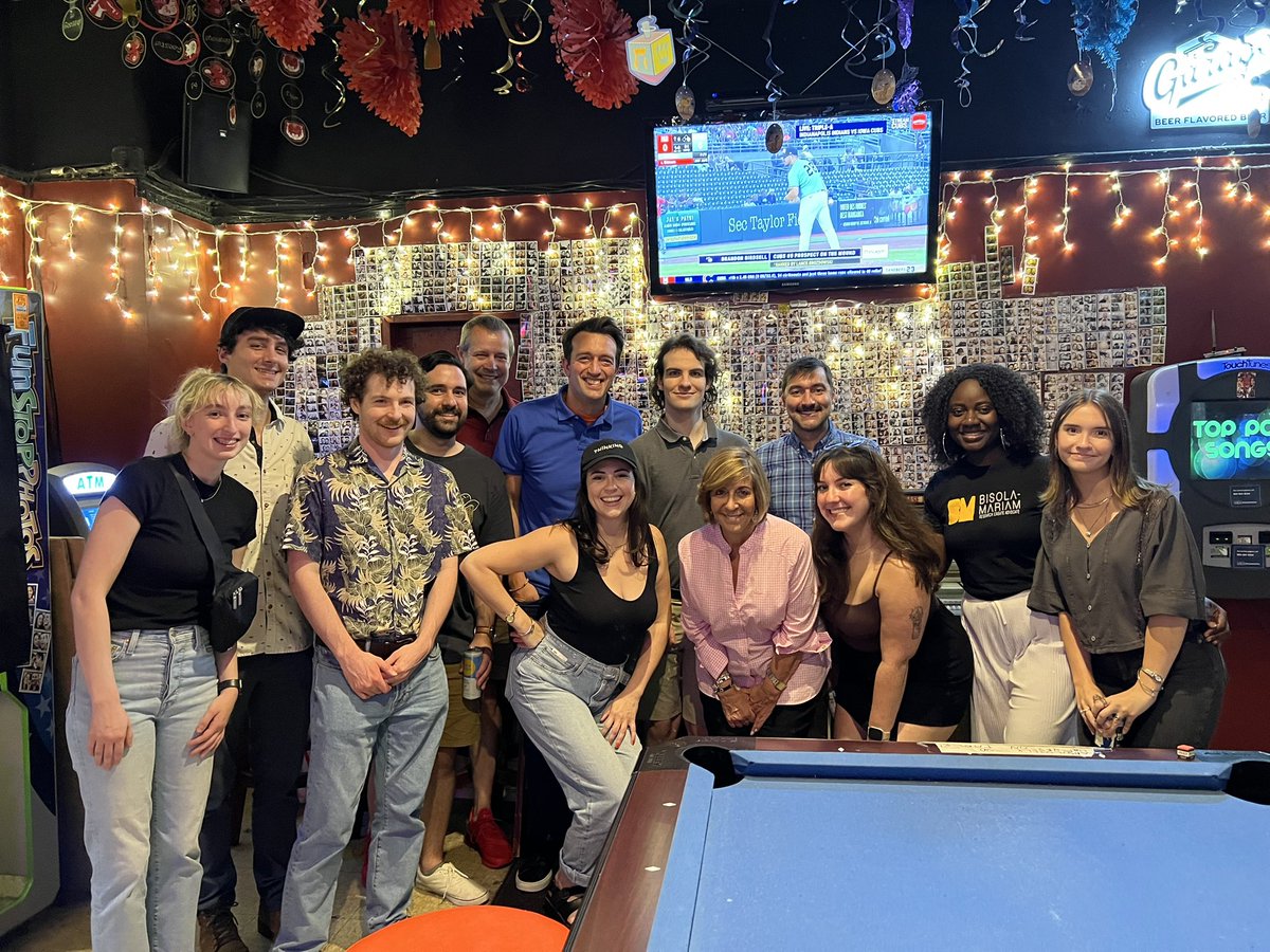 Fun with Young Chicago Lakefront changemaker friends for happy hour with <a href="/SaraFeigenholtz/">Sara Feigenholtz</a>
At the inimitable <a href="/NiseiLounge/">Nisei Lounge Chicago</a>, the place for, as the Senator put it, Malort, democracy, and petitions.