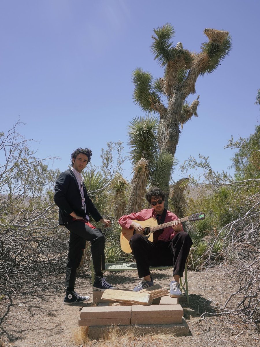WoIffUpdates's tweet photo. Nat and Alex Wolff's latest single, 'Empty House,' is out on all music streaming platforms!!!

🔗: https://t.co/lGlP0vA9ZF https://t.co/iyMC1PPKOj